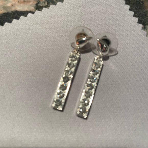 Elegant Silver Drop Earrings - Picture 2 of 3